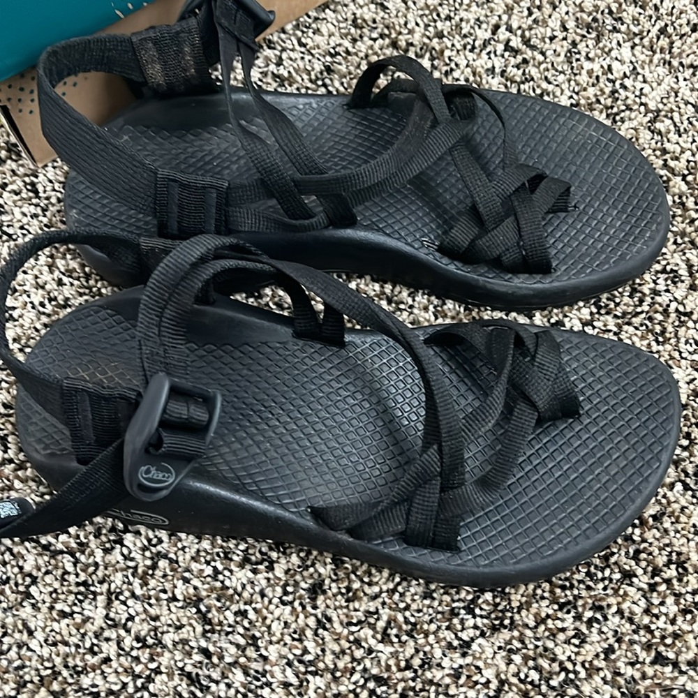 Chaco Black ZX2 Classic Black Sandal, lightly worn - Picture 3 of 6